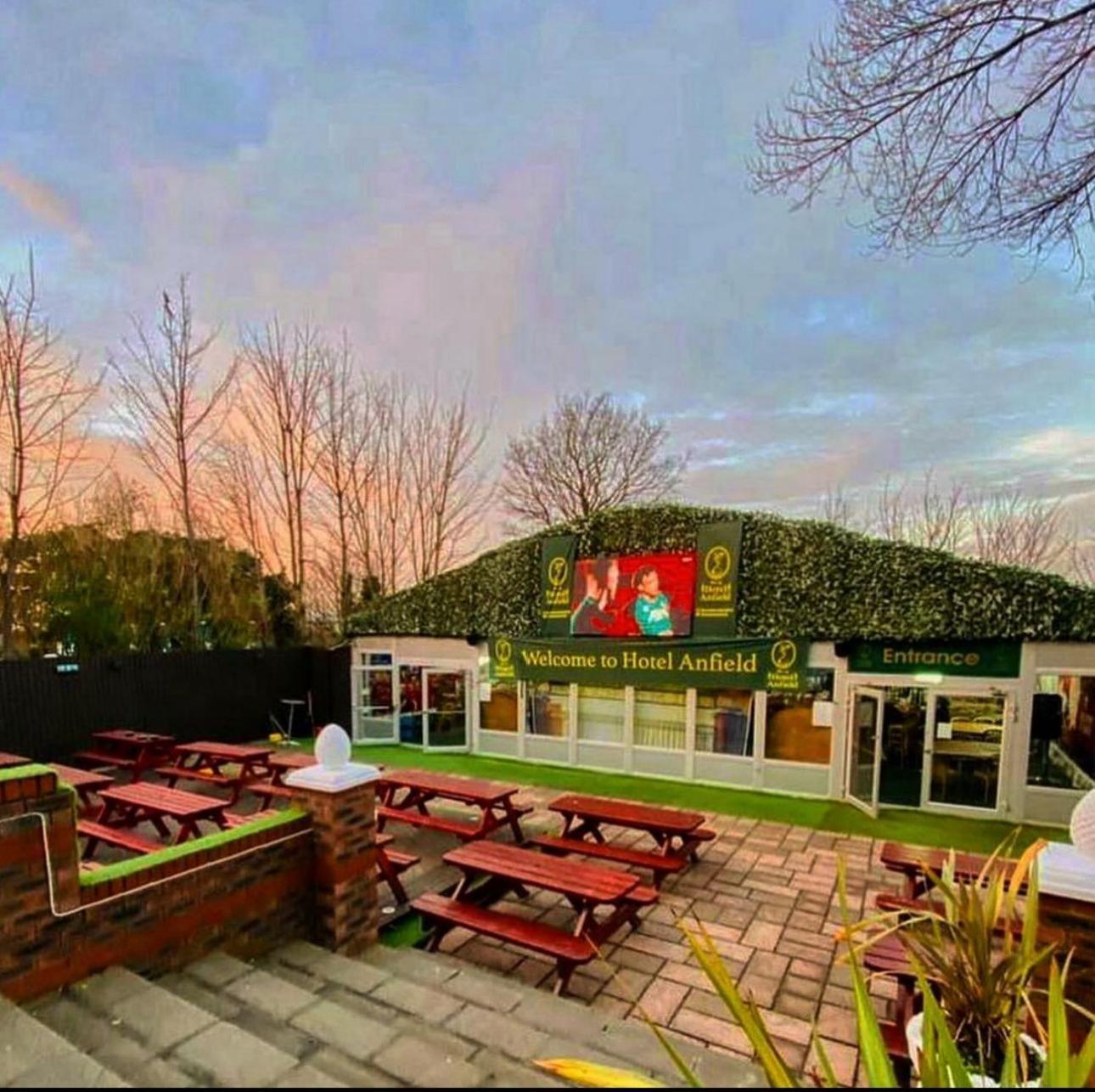 Hotel Anfield 3*
